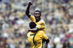 GALERIA: Veja as Copas disputadas por Pelé e o clube que ele defendia no período de cada Mundial