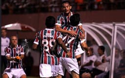 Fluminense vence o Galo e sonho pelo G4 ainda segue vivo<br>