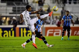 Ponte Preta x Gremio (Foto:Alexandre Battibugli / Fotoarena)