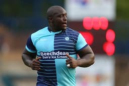 Akinfenwa, atacante inglês