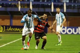 Atlético-GO, com 64 pontos e na liderança, está com 99% de acesso e pode torná-lo virtual campeão nesta rodada se vencer Londrina