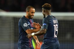 Lucas e Aurier - PSG x Basel