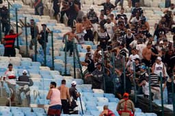 Flamengo x Corinthians - Briga