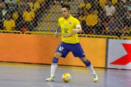 Falcão marca e Seleção Brasileira de Futsal goleia Paraguai