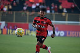 Atacante Marinho, do Vitória