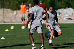 Confira imagens do elenco tricolor no treino no CT Pedro Antônio