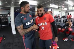 Muralha recebe carinho no retorno ao Flamengo (Gilvan de Souza / Flamengo)