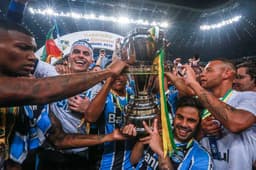 Já o Grêmio fez a festa na Copa do Brasil