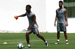 Orejuela atuou como titular nas últimas cinco partidas do Fluminense