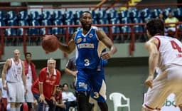 NBB CAIXA - Pinheiros vence em Fortaleza e entra no G-4 provisoriamente