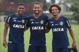 Berrío, Romulo e Arão