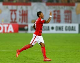 Paulinho - Guangzhou Evergrande