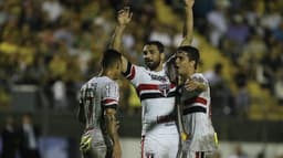 Novorizontino 2 x 2 São Paulo