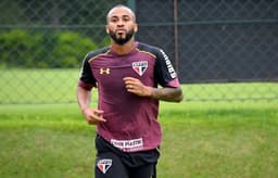 Wesley em treino nesta terça-feira no CT da Barra Funda