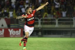 Flamengo - Felipe Vizeu