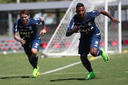 Rodinei em treino do Flamengo