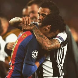 Daniel Alves e Neymar