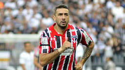 Lucas Pratto no clássico contra o Corinthians