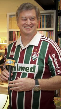 Beto Silva (Casseta) com camisa do Fluminense