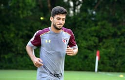 Marcinho em treino do São Paulo