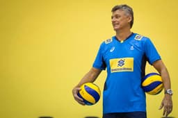 SELEÇÃO MASCULINA: Thales aproveita oportunidade na equipe de Renan Dal Zotto