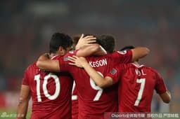 Hulk e Elkeson - Jiangsu Suning x Shanghai SIPG