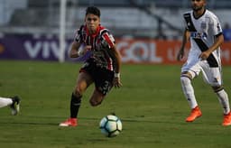 Luiz Araújo fez sua despedida do São Paulo no domingo