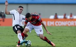 Gabriel tem sete amarelos no ano (São Bento, Palmeiras, Brusque, Santos, Ferroviária, São Paulo e Internacional)