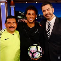 Neymar participa de programa de Jimmy Kimmel