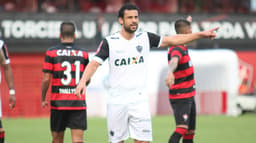 Vitória 2 x 0 Atlético-MG: as imagens da partida no Barradão