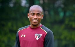 Denílson fez seu primeiro treino como reforço são-paulino nesta quarta (foto: Érico Leonan / saopaulofc.net)