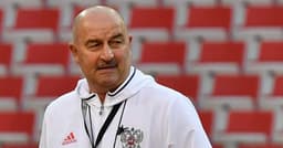 Stanislav Cherchesov dirige a seleção russa