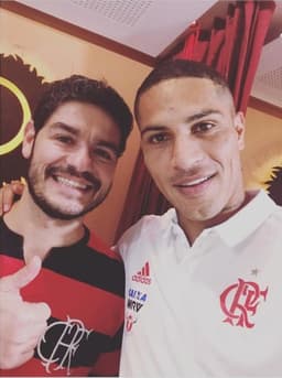 Guerrero raspou o cabelo antes de goleada do Fla