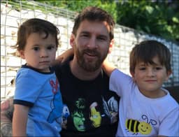 Messi e os filhos, Mateo e Thiago