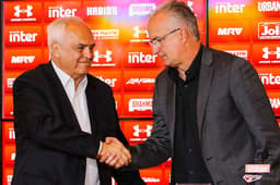 Dorival Júnior e Leco na apresentação do técnico