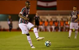 Frazan em ação pelo Fluminense