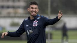 Pedro Henrique em treino do Corinthians