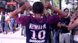 Torcida do PSG faz fila e lota loja oficial por camisa de Neymar