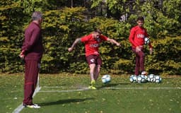 São Paulo realizou último treino antes de enfrentar o Cruzeiro