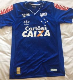 Marca no uniforme do Cruzeiro terá novidade para o primeiro jogo da final da Copa do Brasil