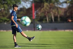 Paquetá em treino regenerativo nesta sexta-feira