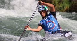 Aos 21 anos, Ana&nbsp;Sátila, sube ao pódio do Campeonato Mundial de canoagem slalom