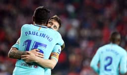 Paulinho e Messi - Barcelona