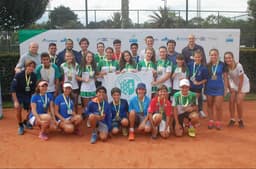 Os campeões e vices da primeira etapa do Brasileiro Interclubes, realizada em Caxias do Sul