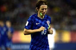 O meia Luka Modric domina a seleção da Croácia e deve guiar o time na Rússia