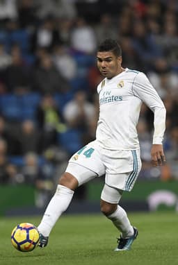 Casemiro - O volante brasileiro também não foi bem no empate do Real Madrid e teve que atuar improvisado na zaga após expulsão de Sergio Ramos