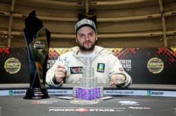 Jogador de Campo Grande, Saulo Sabioni veio a São Paulo e cravou o Main Event