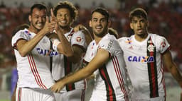 O Flamengo é líder isolado da competição