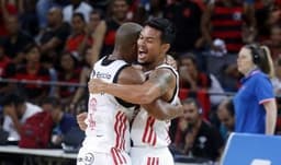 Flamengo 107 x 54 Botafogo: as imagens da partida