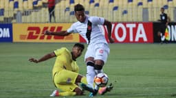 O Vasco atropelou o Universidad Concepción na estreia da Libertadores com uma goleada por 4 a 0, na noite desta quarta-feira, no Chile. Assim, o Cruz-Maltino abre grande vantagem para o jogo de volta, em São Januário, na próxima quarta. Evander fez dois gols e foi o grande destaque. Paulinho e Rildo também foram bem avaliados. Veja a seguir as notas do L! (por Paulo Victor Reis)